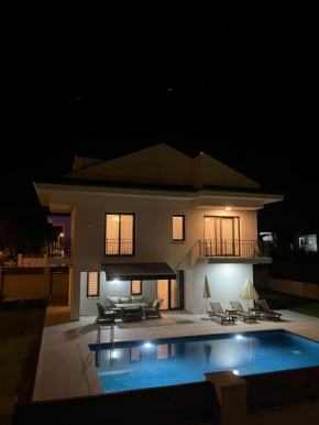 Villa 212